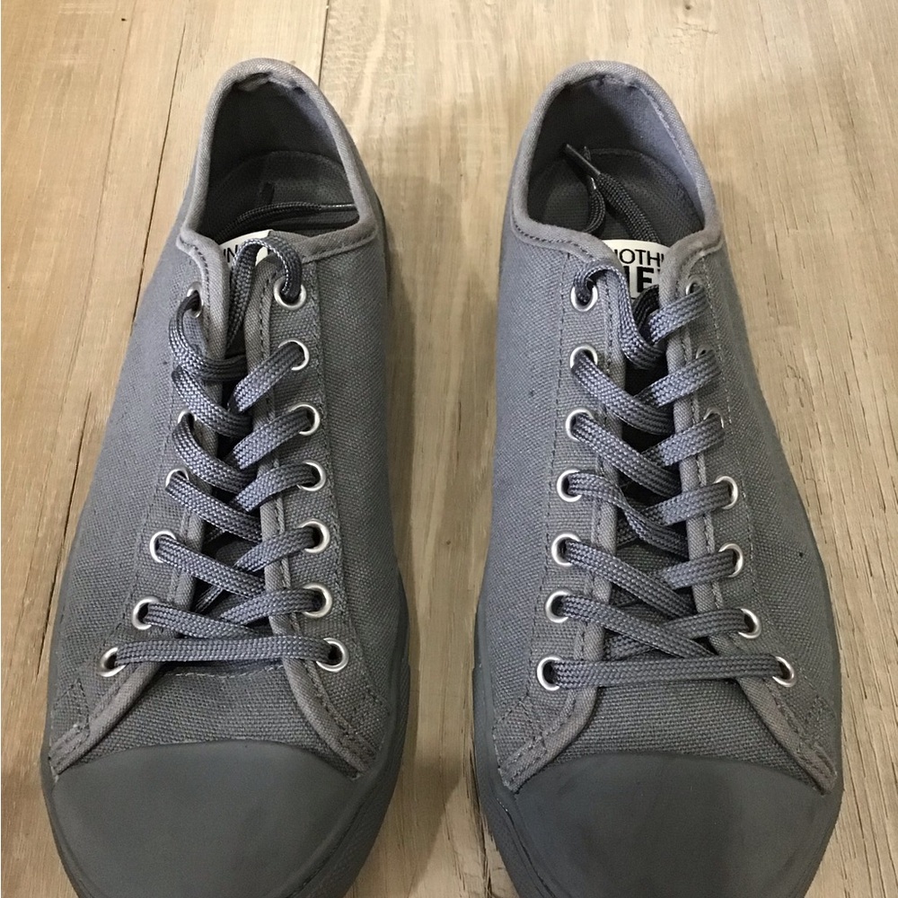 Nothing New Low Top Sneakers Gray Canvas Eco Sustainable Women’s 6 Minimal